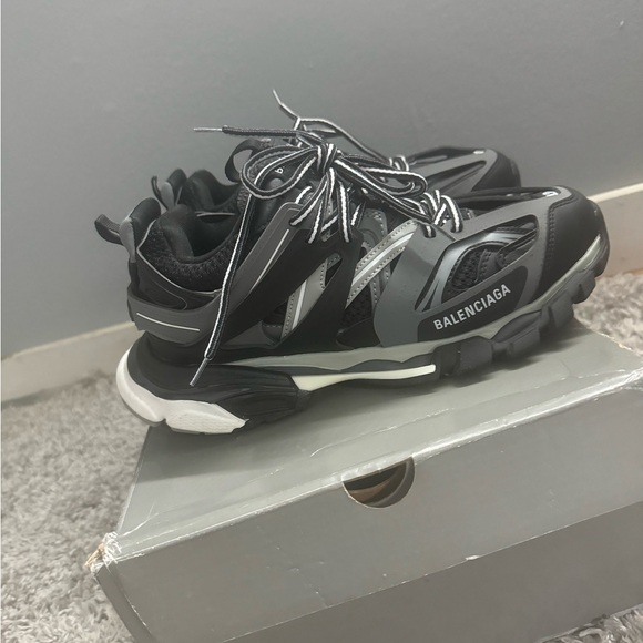 Balenciaga tracks - Picture 3 of 5